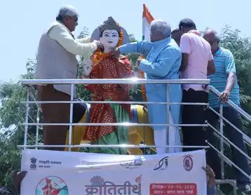 भारत माता की प्रतिमा का विधिवत पूजन एवं माल्यार्पण